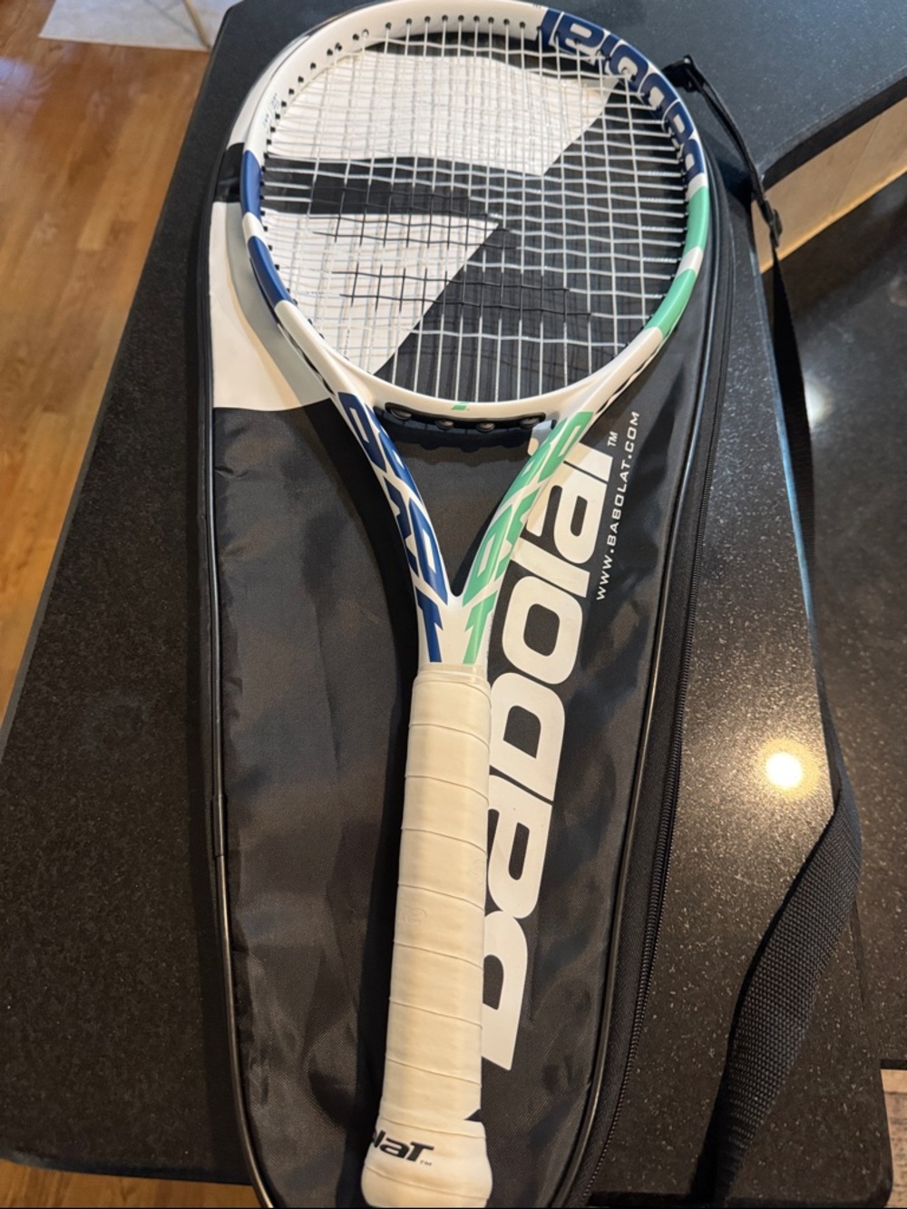 Babolat Tennis Racket - Picture 2 of 6